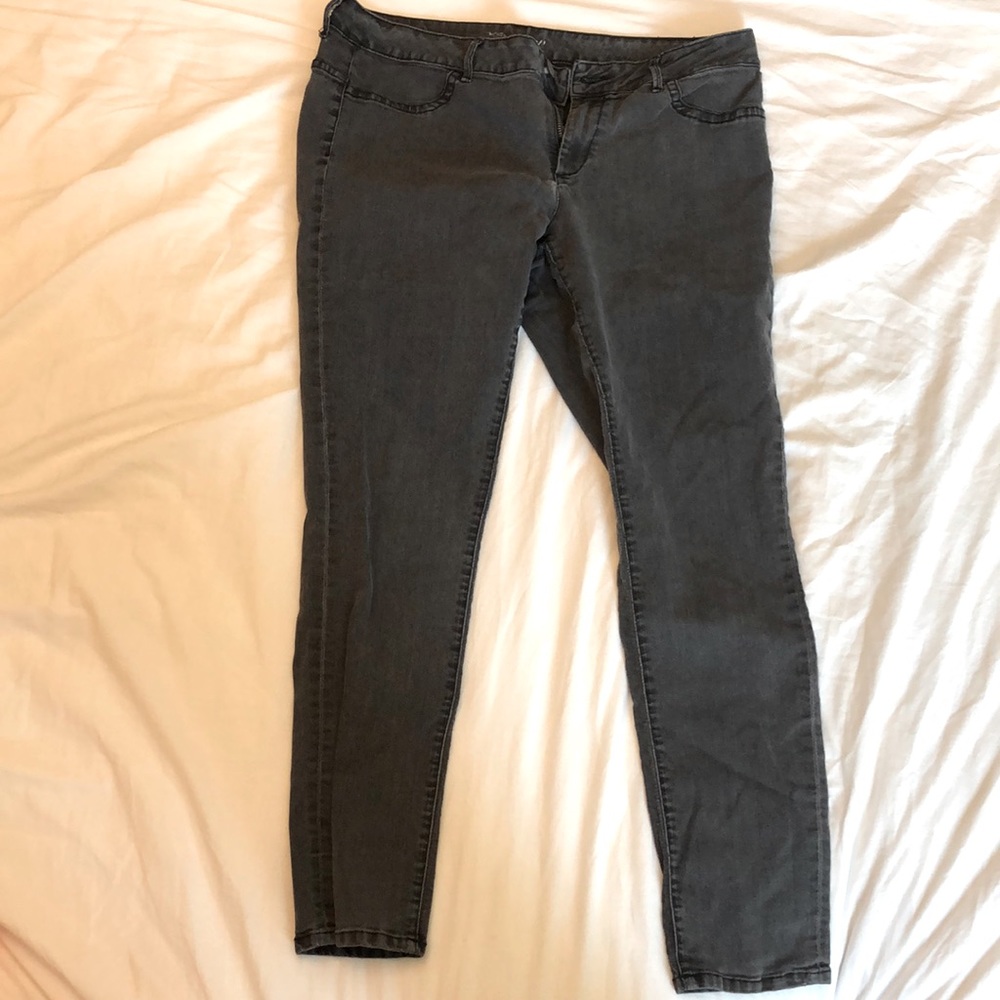 Size 16 vs siren skinny jeans.